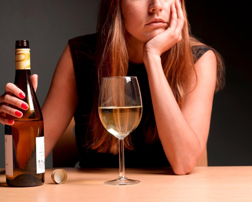 Анонимное лечение женского алкоголизма в Карабаше